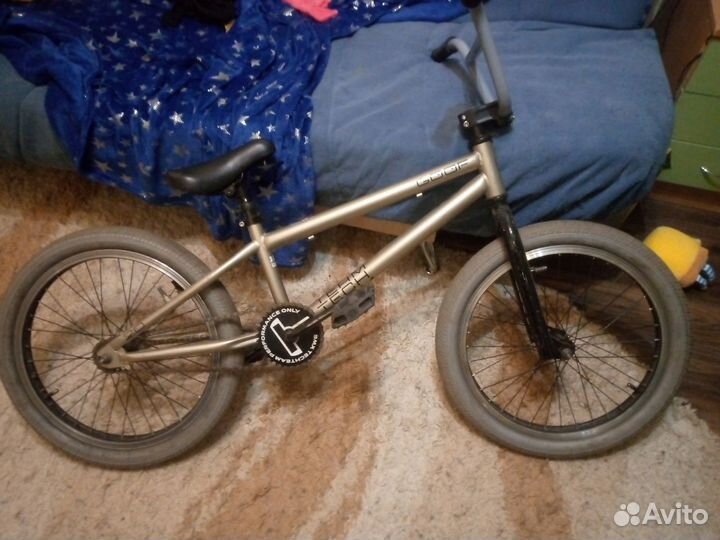 Трюковой велосипед bmx