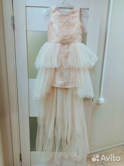 Шикарные новые платья с шлейфом принцессы 134-152