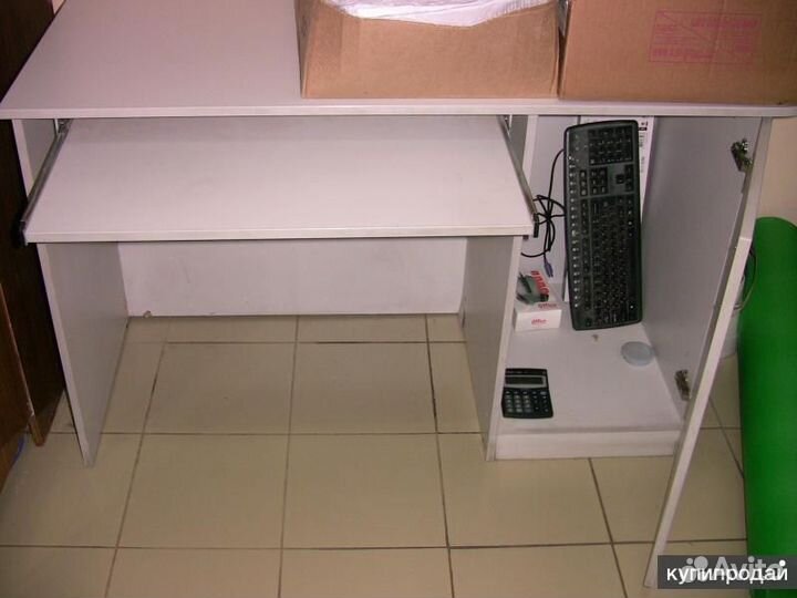Компьютерный стол