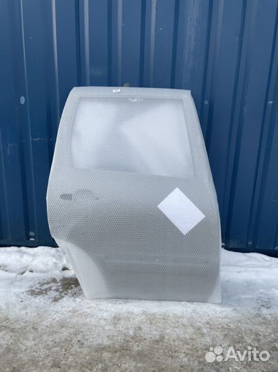 Дверь ваз 2123 задняя правая нового образца