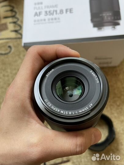 Viltrox 35 mm f1.8 sony e + поляризационный фильтр