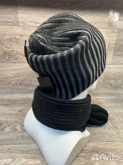 Шапка вязаная из шерсти, Hook