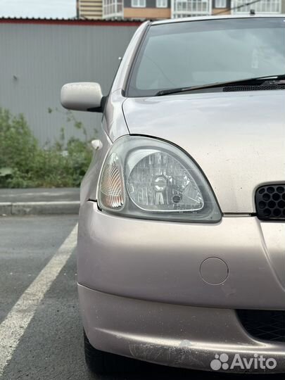 Toyota Vitz 1.0 AT, 2001, 200 000 км