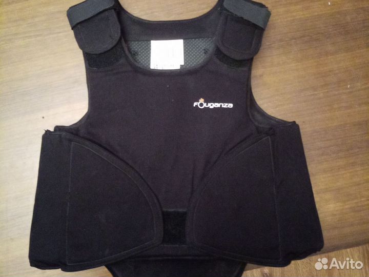 Детская зещита для конного спорта 12- 14 лет