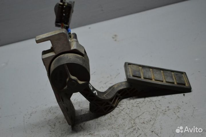 Педаль газа с реостатом volvo FH12 1-seeria (01.93