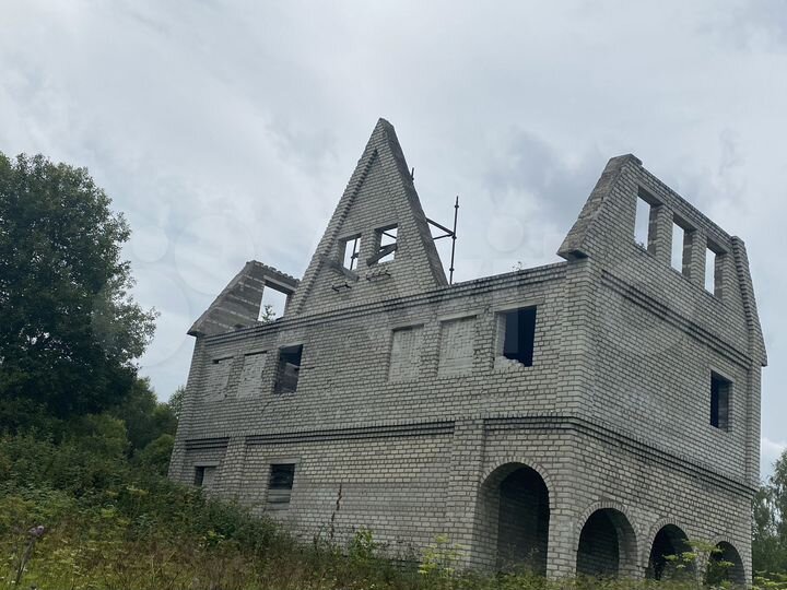 Дом 240 м² на участке 18 сот.