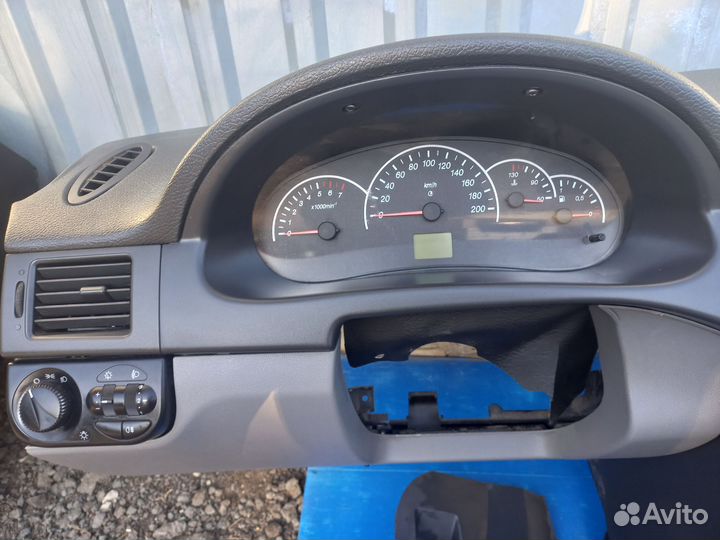 Продам торпеду (панель) на приору В сборе