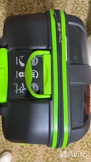 Чемодан на колесах