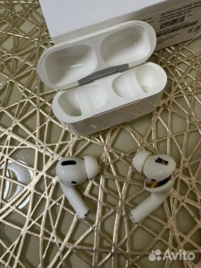 Наушники apple airpods pro