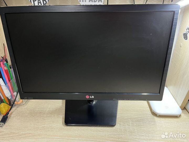 Монитор LG