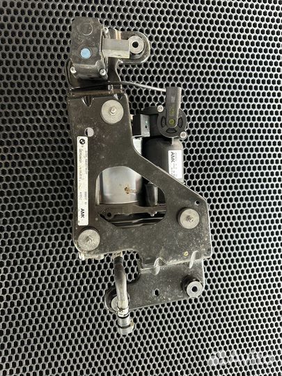 Компрессор пневмоподвески bmw x5e70