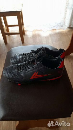 Футбольные буцы