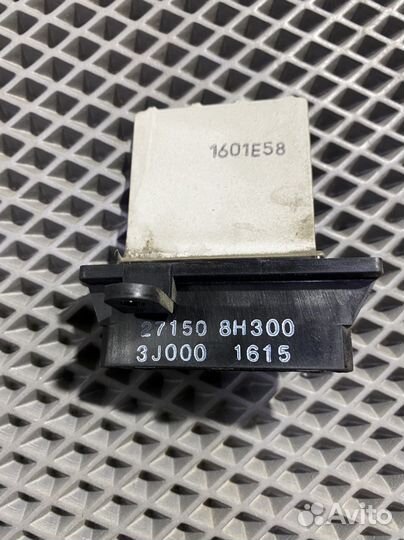 Резистор печки Renault megane 3/Fluence