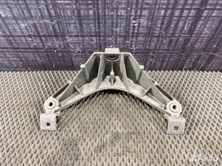 Кронштейн Bmw X5 E70 N62 2007