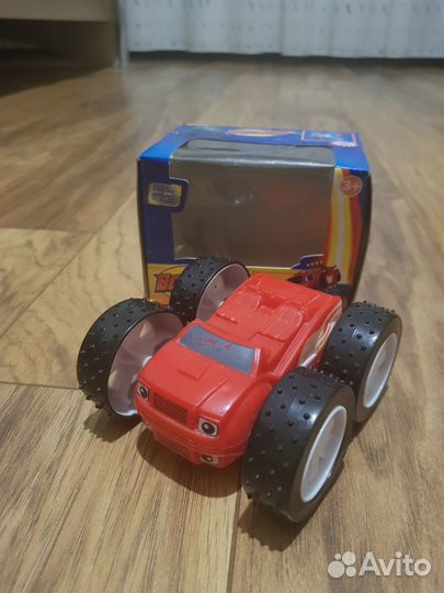 Вспыш и чудо машинки