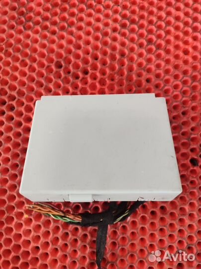 Блок управления центральным замком Мерседес X164