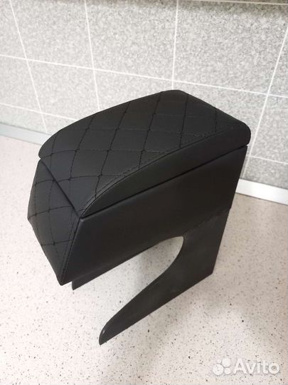 Новый подлокотник экокожа ромб