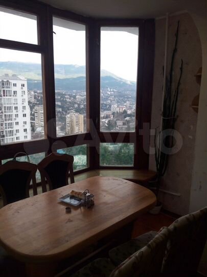 2-к. квартира, 68 м², 6/6 эт.