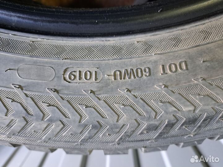 Nokian Tyres Hakkapeliitta 8 SUV 235/55 R19 105
