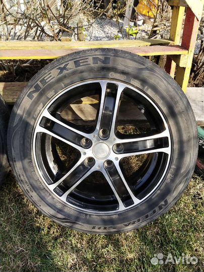 Nexen N'Fera SU1 215/55 R16