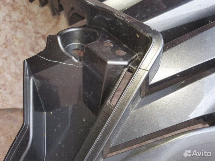 Решетка радиатора lexus RX350