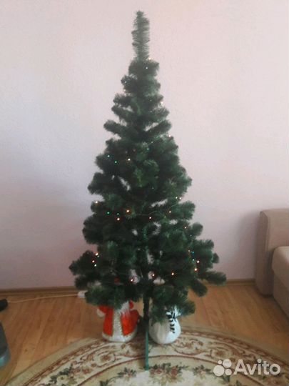 Елка искусственная