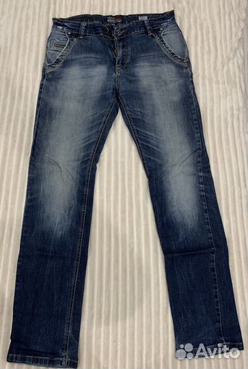 Джинсы