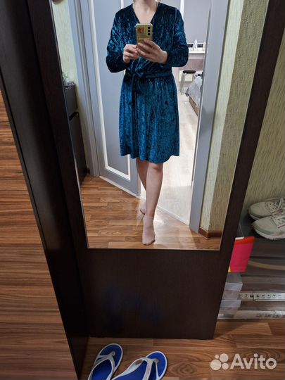 Вечернее платье изумрудный велюр 50 размер