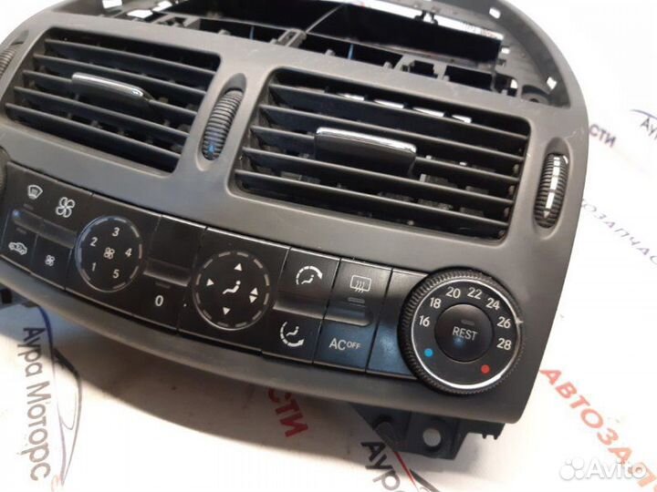 Блок управления климат-контролем Mercedes-Benz