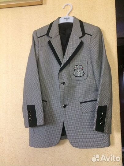 Пиджак школьный