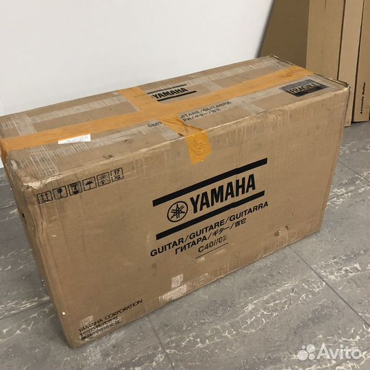 Классическая гитара Yamaha C40 (новое поступление)