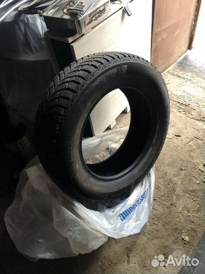 Michelin X-Ice North 4 215/65 R17 103T