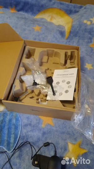 Робот пылесос