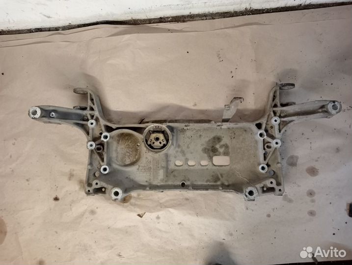 Подрамник передний Пасат Пассат Б6 Б7 сс