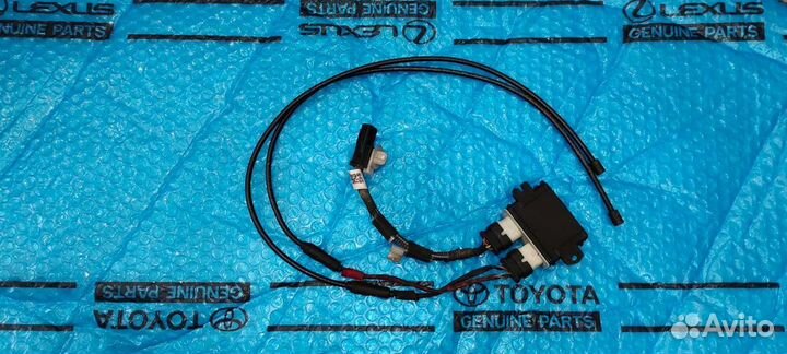 Датчик открытия багажника ногой Рав 4 4 рестайлинг