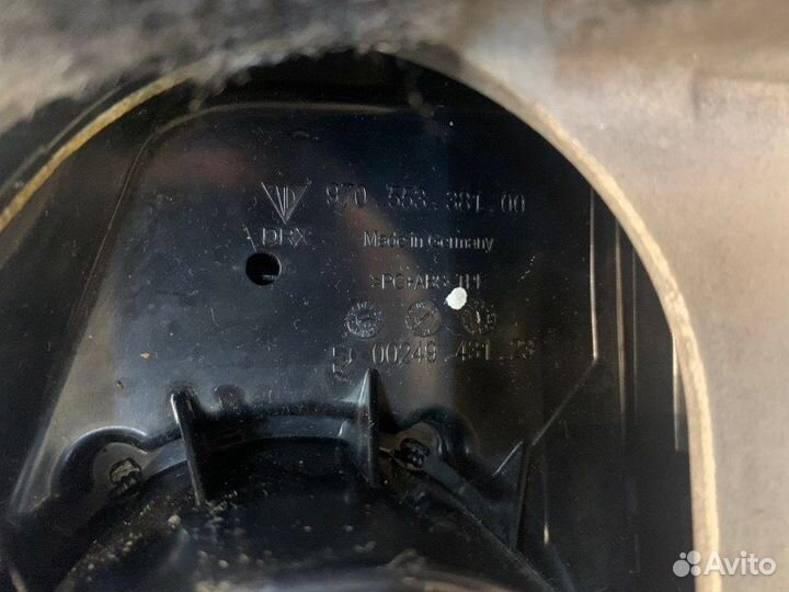 Консоль между сидений передний Porshe Panamera 970