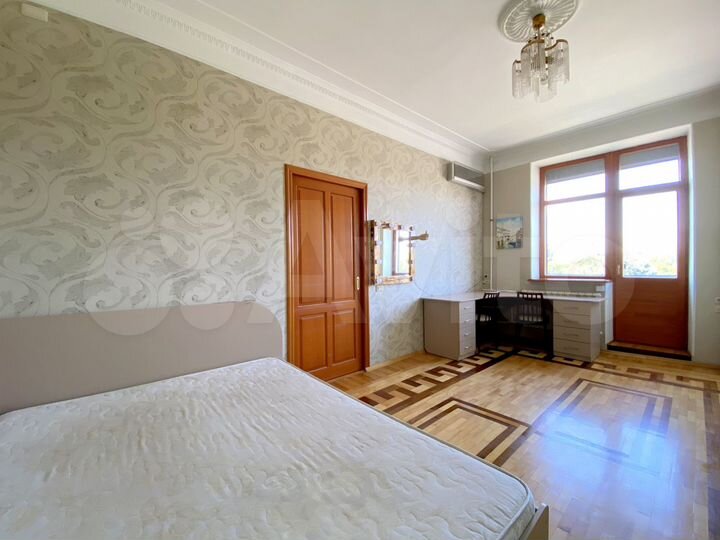 1-к. квартира, 40 м², 4/5 эт.