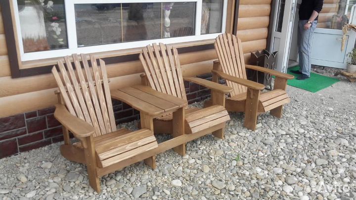 Стол и стулья