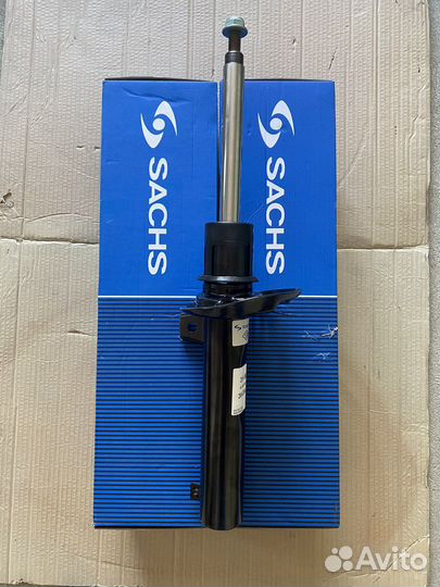 Амортизаторы передние VW Tiguan pq35 5N0413031AK