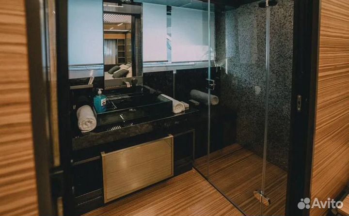 Аренда премиум вип яхт Сочи Крым Геленджик