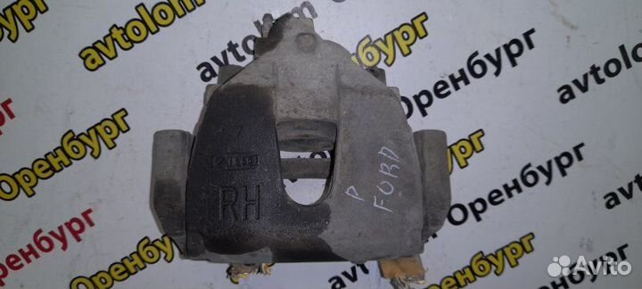 Суппорт тормозной передний правый Ford Focus 2 CB4