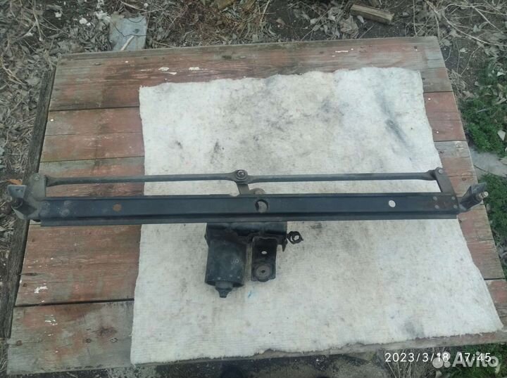 Трапеция дворников Ауди 100 с3 44