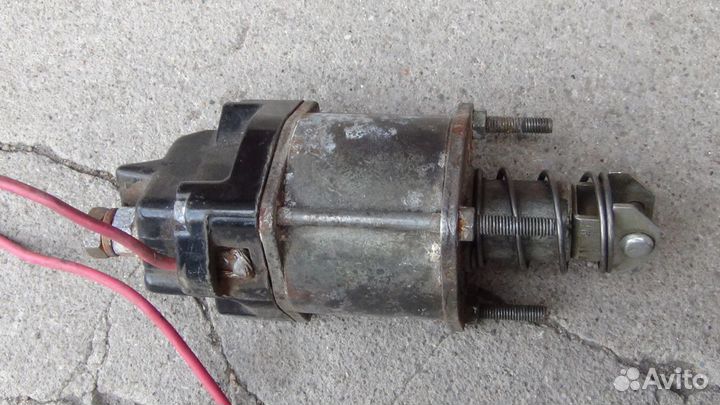 Втягивающее реле стартера ваз