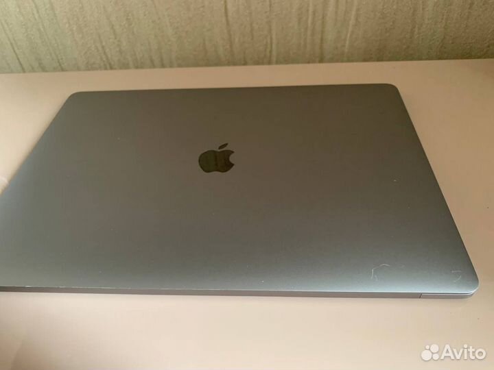 MacBook Pro 15 2016 TouchBar i7/16/256