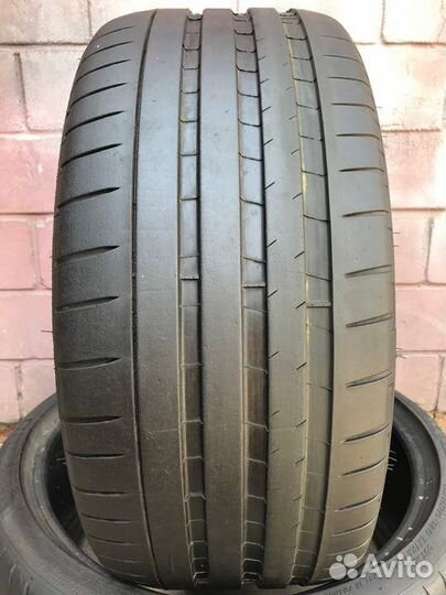Michelin Pilot Super Sport 235/35 R20