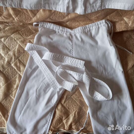 Кимоно для джиу джитсу и каратэ