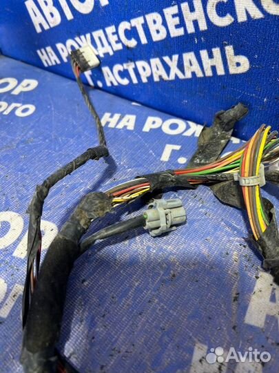 Проводка двери Hyundai Solaris 1 седан 2013