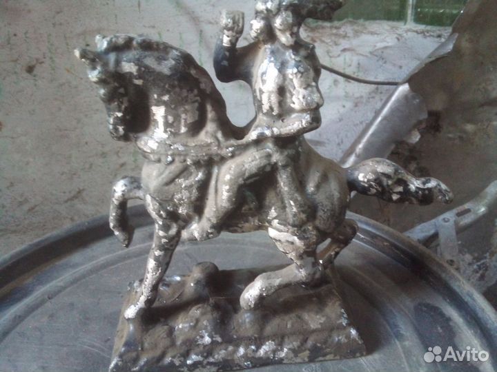 Статуэтка. Алюминиевая. Советы