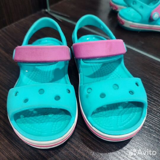 Сандали crocs c7