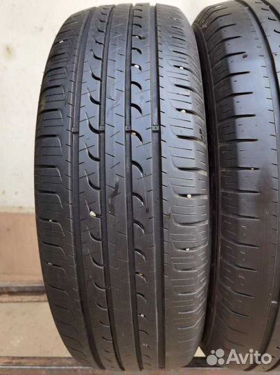 Goodyear EfficientGrip SUV 4x4 215/60 R17 96H